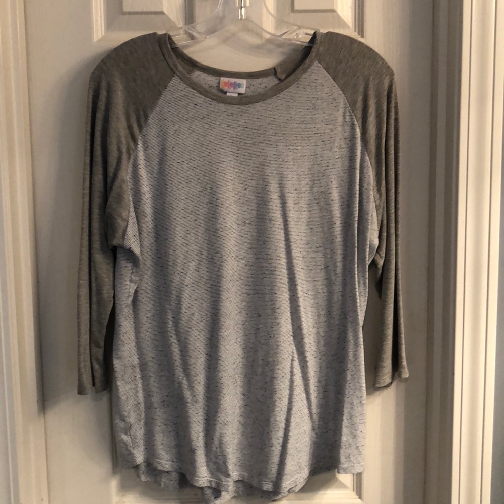 NWOT LuLaRoe Randy Baseball Tee